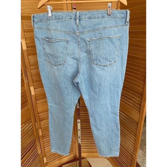 Universal Thread Women's High Rise Distressed Skinny Jeans Size 18 NWOT - Picture 2 of 7